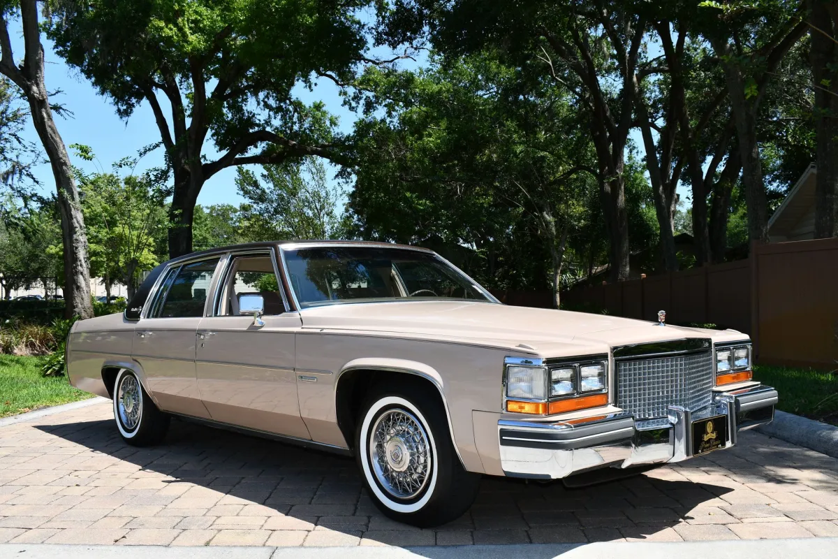 Cadillac DeVille